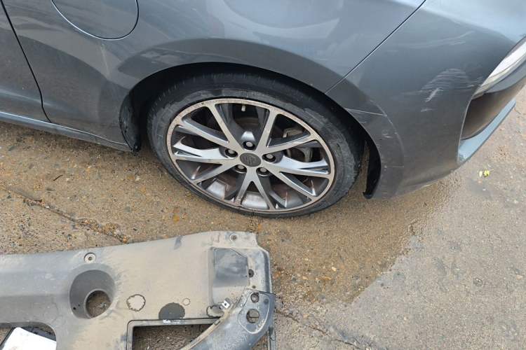 Used Leapmotor S01 2019 380 Standard Edition Right Front Wheel Hub