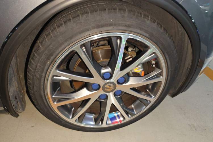 Used Leapmotor S01 2019 380 Pro Right Front Wheel Hub