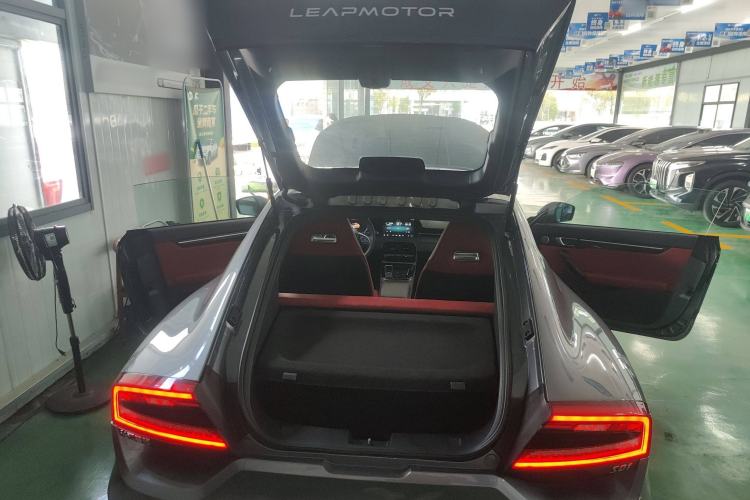Used Leapmotor S01 2019 380 Pro Trunk