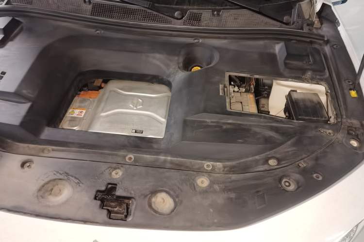 Used Leapmotor S01 2019 380 Pro Engine Bay Left