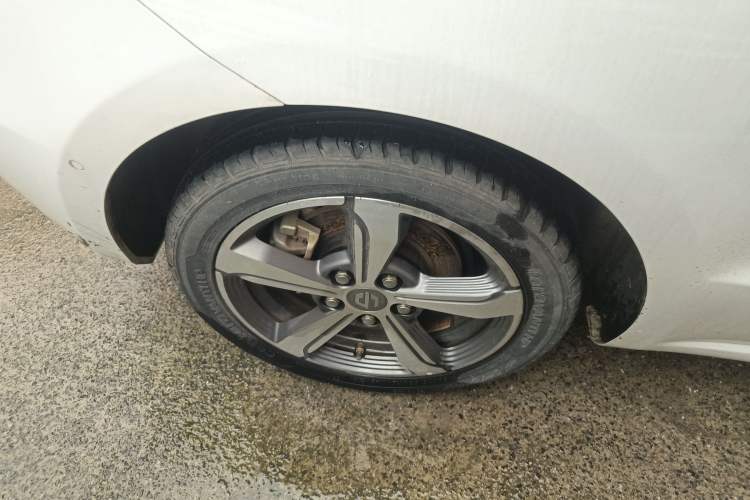 Used Leapmotor S01 2019 380 Standard Edition Right Rear Wheel Hub
