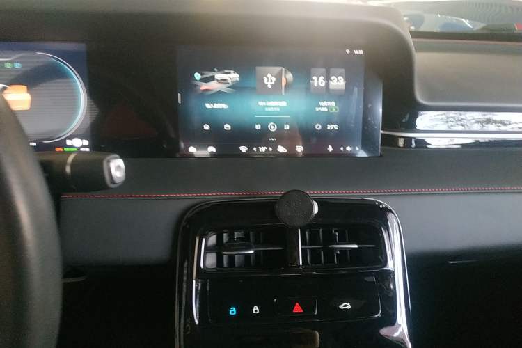 Used Leapmotor S01 2020 460 Standard Edition Audio And AC Panel