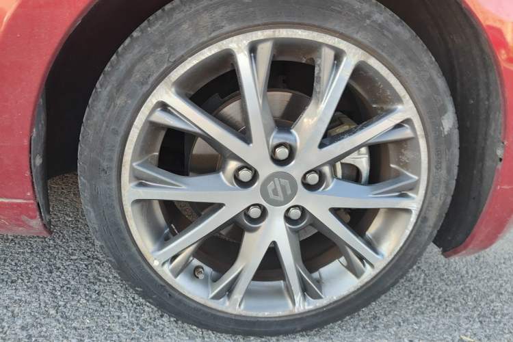 Used Leapmotor S01 2020 460 Standard Edition Right Front Wheel Hub