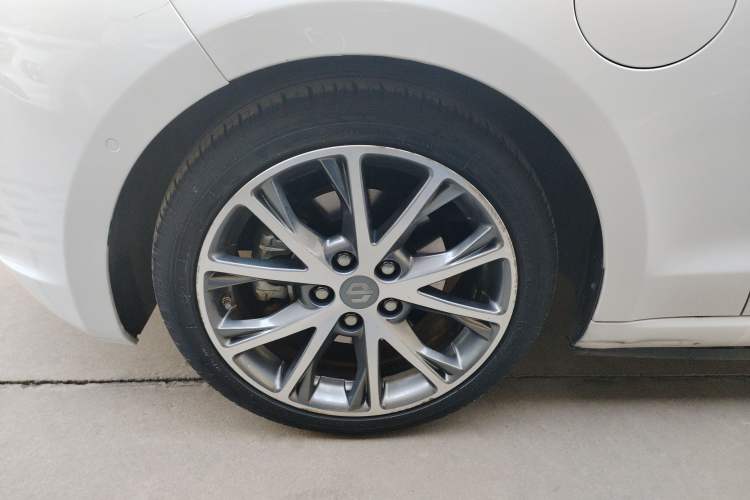 Used Leapmotor S01 2020 460 Standard Edition Left Front Wheel Hub