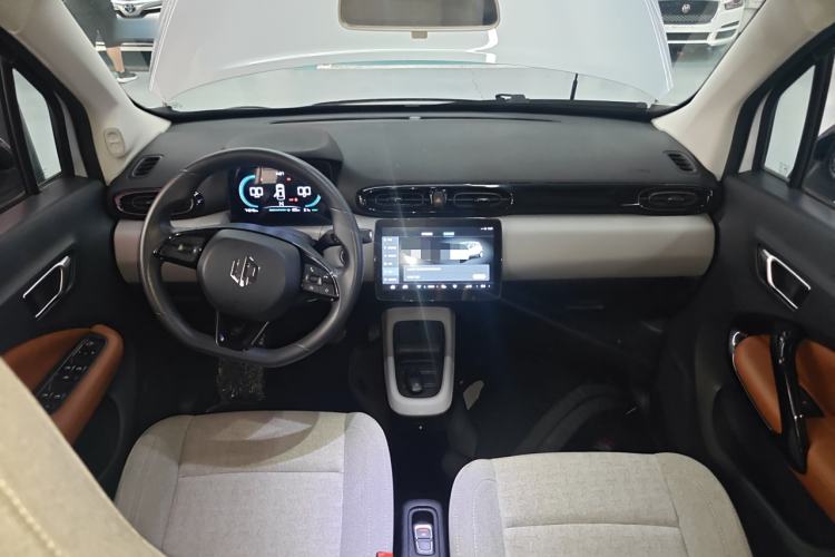 Used Leapmotor T03 2022 Hometown Jade Edition Center Console