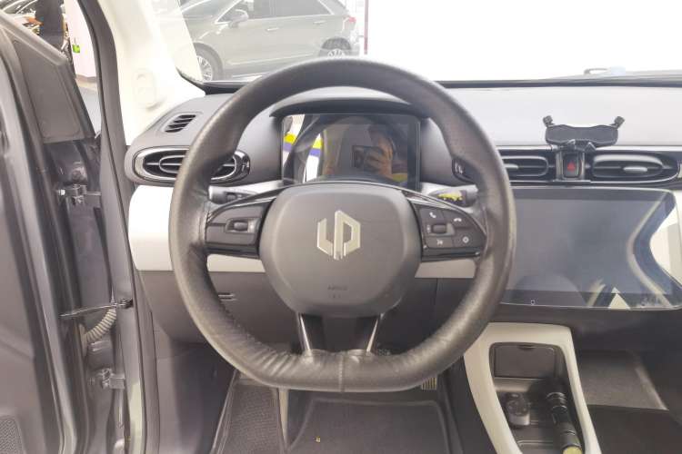 Used Leapmotor T03 2022 Crystal Edition Steering Wheel