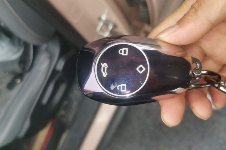 Used Leapmotor T03 2021 400 Lite Edition Lithium Iron Phosphate Vehicle Key