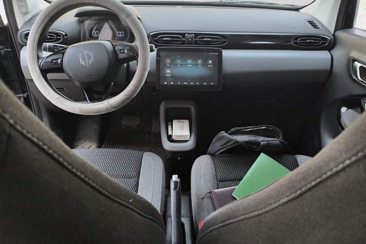 Used Leapmotor T03 2020 400 Lite Edition Center Console