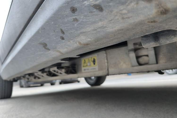 Used Leapmotor T03 2020 400 Lite Edition Chassis Front Right