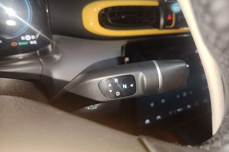 Used Leapmotor T03 2020 400 Luxury Edition Gear Lever