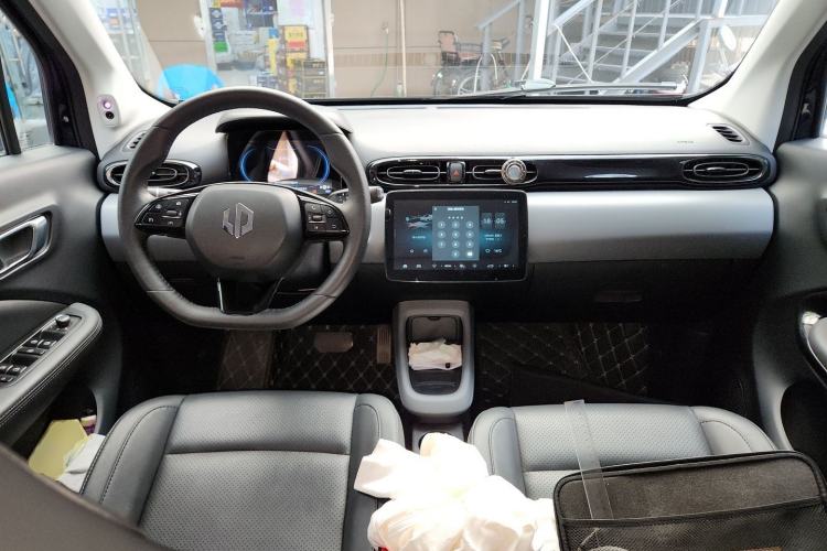 Used Leapmotor T03 2020 400 Luxury Edition Center Console