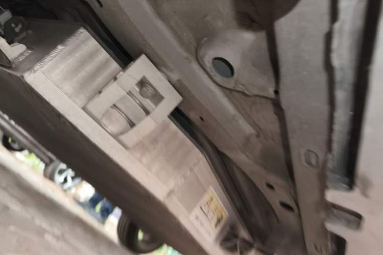 Used Leapmotor T03 2020 400 Luxury Edition Chassis Front Left
