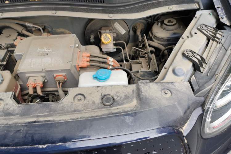 Used Leapmotor T03 2020 400 Luxury Edition Engine Bay Left