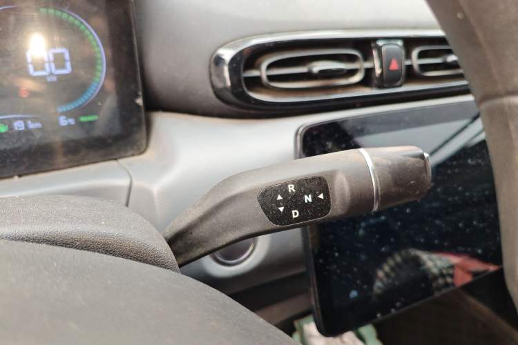 Used Leapmotor T03 2020 400 Lite Edition Gear Lever