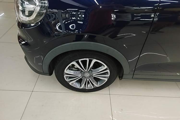 Used Leapmotor T03 2020 400 Luxury Edition Left Front Wheel Hub