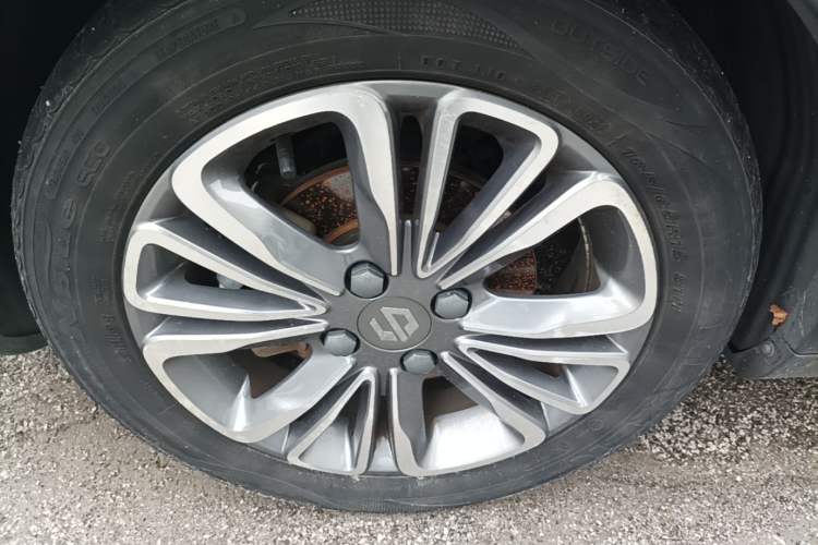 Used Leapmotor T03 2020 400 Lite Edition Left Front Wheel Hub
