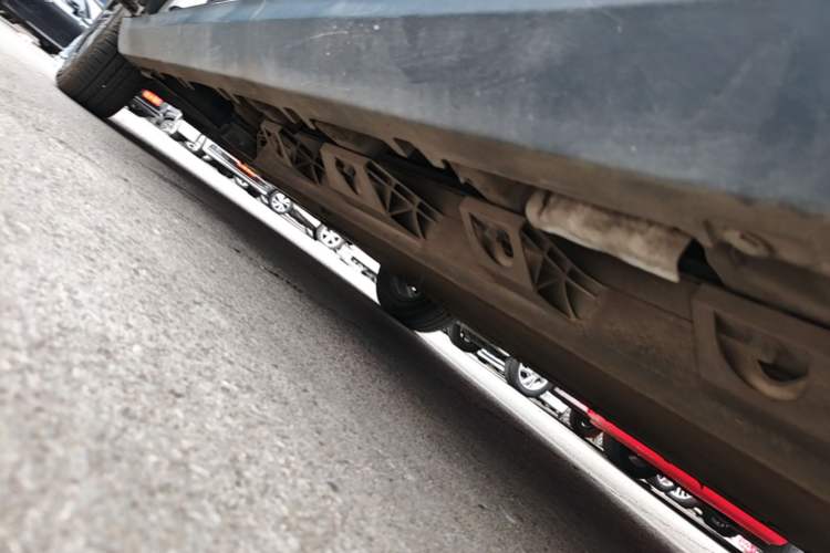 Used Leapmotor T03 2020 400 Luxury Edition Left Side Sill