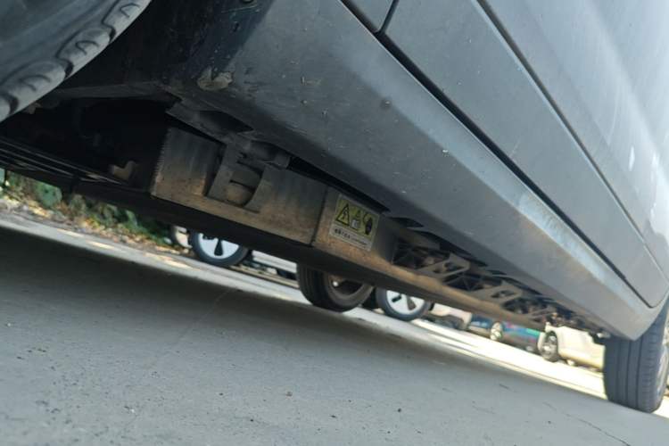 Used Leapmotor T03 2020 400 Luxury Edition Left Side Sill