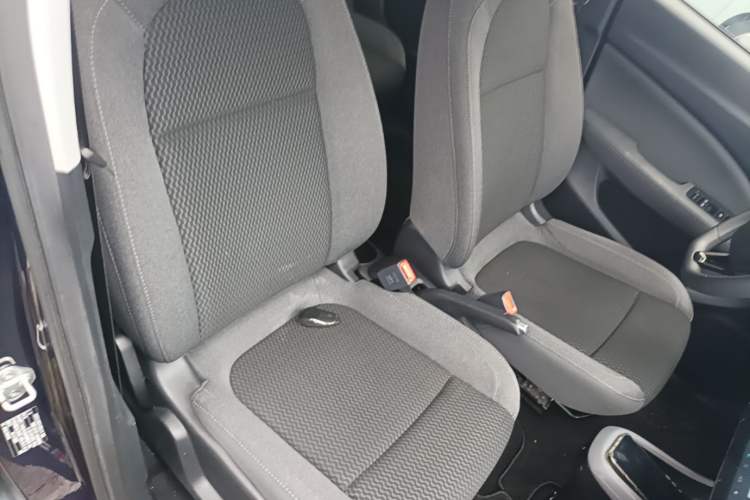 Used Leapmotor T03 2020 400 Lite Edition Right Front Seat