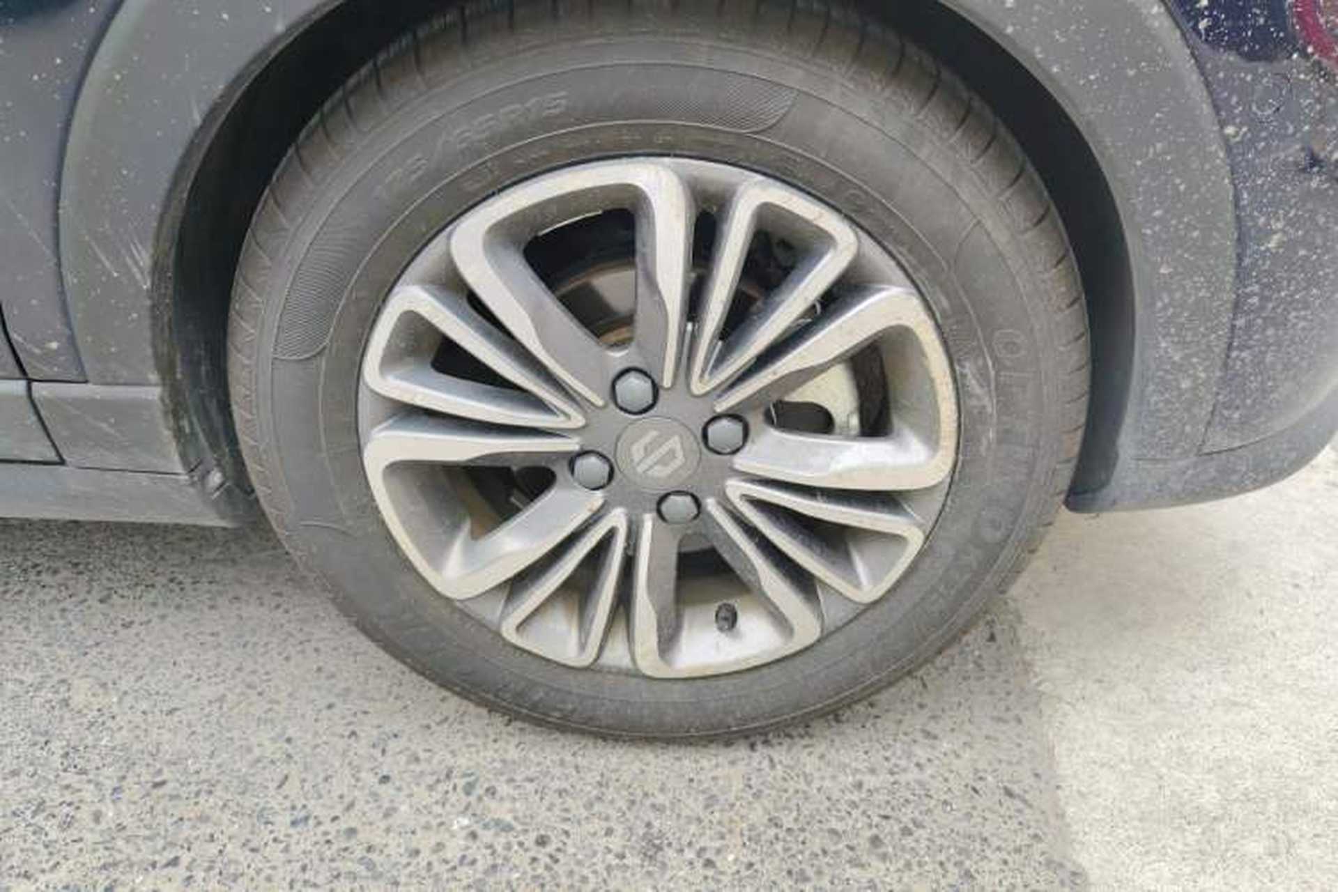 Used Leapmotor T03 2020 400 Luxury Edition Right Front Wheel Hub