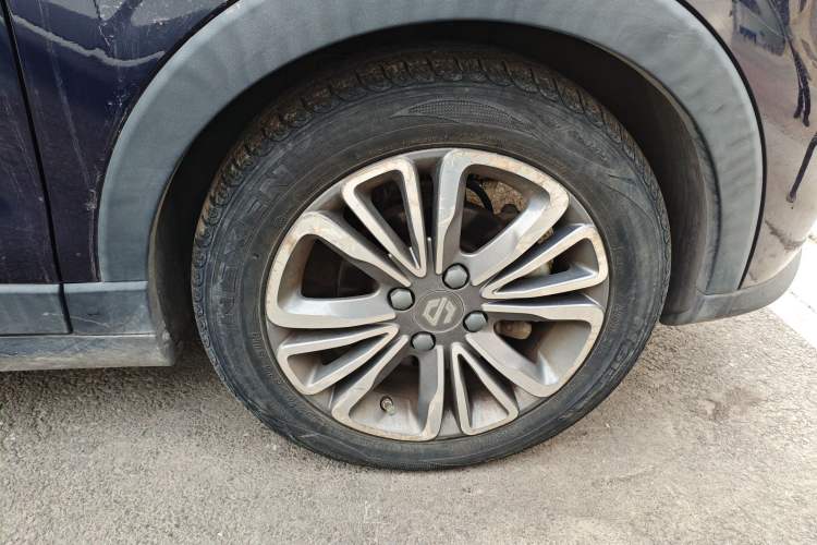 Used Leapmotor T03 2020 400 Lite Edition Right Front Wheel Hub