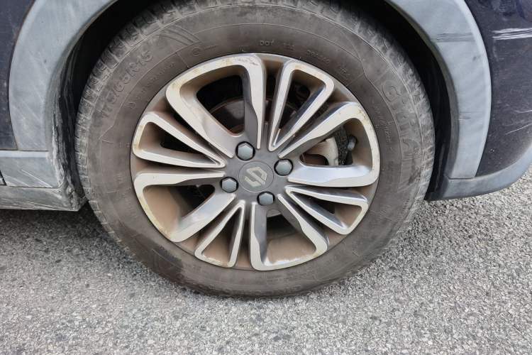 Used Leapmotor T03 2020 400 Lite Edition Right Front Wheel Hub