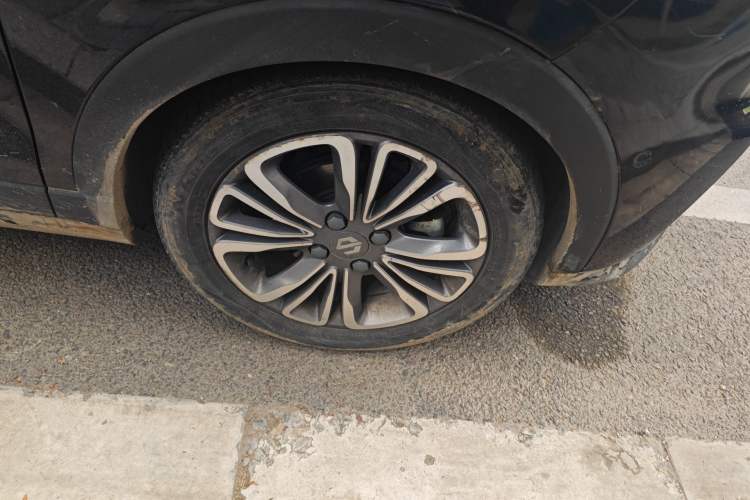 Used Leapmotor T03 2020 400 Luxury Edition Right Front Wheel Hub