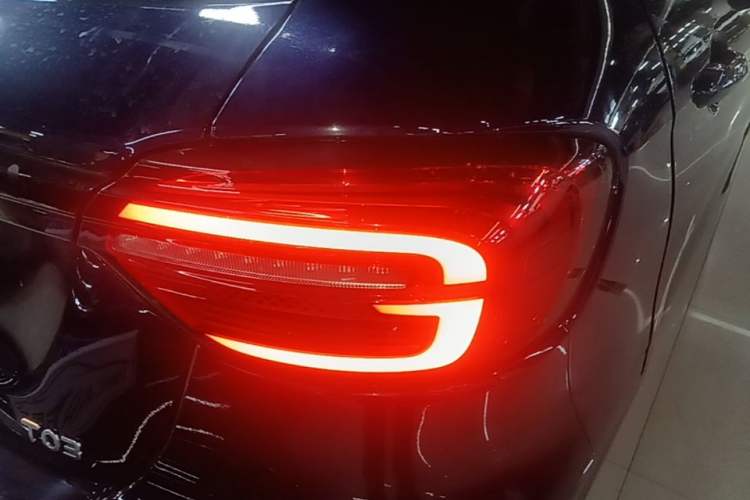 Used Leapmotor T03 2020 400 Luxury Edition Right Rear Taillight