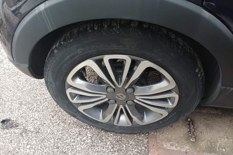 Used Leapmotor T03 2020 400 Lite Edition Right Rear Wheel Hub