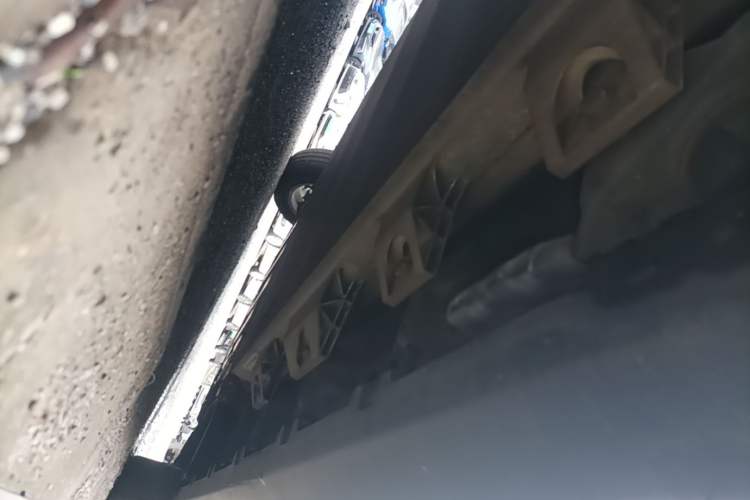 Used Leapmotor T03 2020 400 Lite Edition Right Side Sill