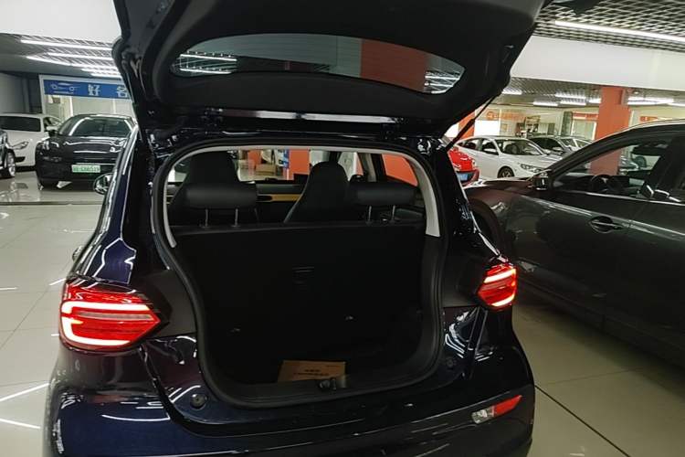 Used Leapmotor T03 2020 400 Luxury Edition Trunk