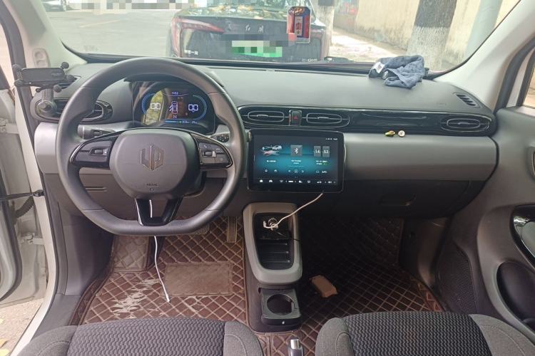 Used Leapmotor T03 2020 400 Lite Edition Center Console