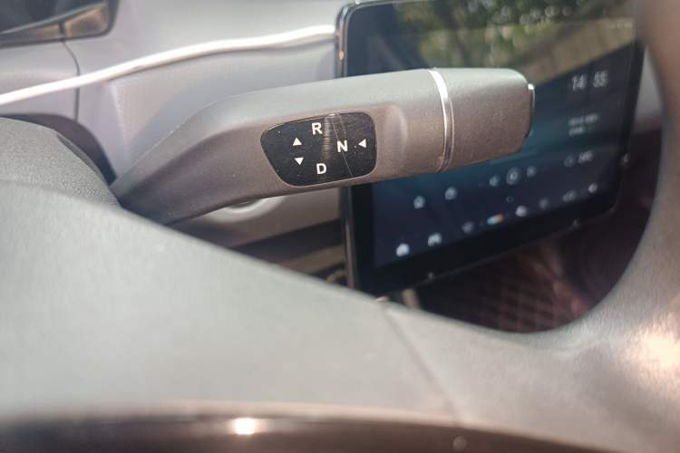 Used Leapmotor T03 2020 400 Lite Edition Gear Lever