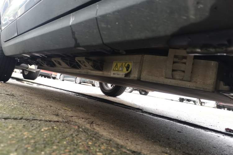 Used Leapmotor T03 2020 400 Lite Edition Chassis Front Right