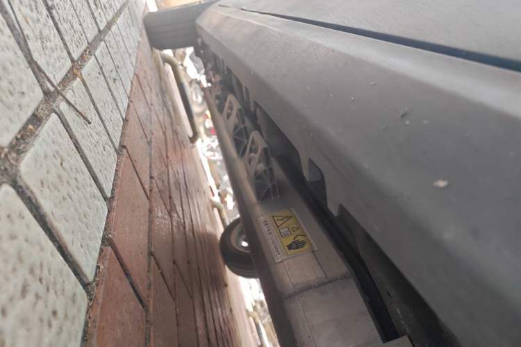 Used Leapmotor T03 2020 400 Standard Edition Chassis Front Right