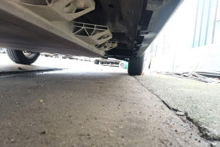 Used Leapmotor T03 2020 400 Lite Edition Chassis Rear Right