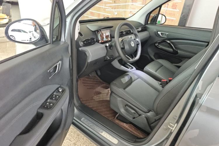 Used Leapmotor T03 2020 400 Luxury Edition Driver Seat
