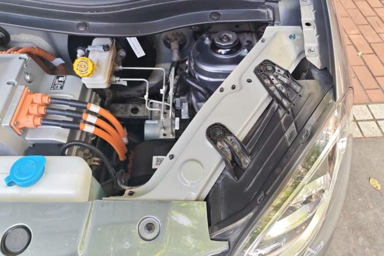 Used Leapmotor T03 2020 400 Standard Edition Engine Bay Left