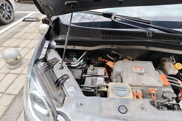 Used Leapmotor T03 2020 400 Luxury Edition Engine Bay Right