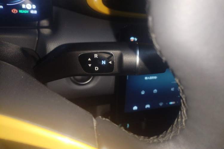Used Leapmotor T03 2020 400 Luxury Edition Gear Lever
