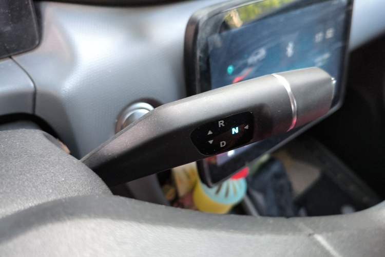 Used Leapmotor T03 2020 400 Lite Edition Gear Lever