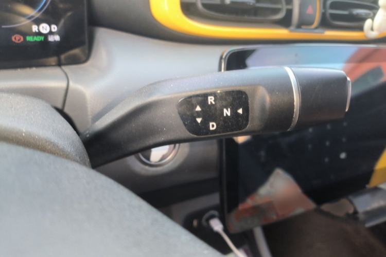 Used Leapmotor T03 2020 400 Luxury Edition Gear Lever