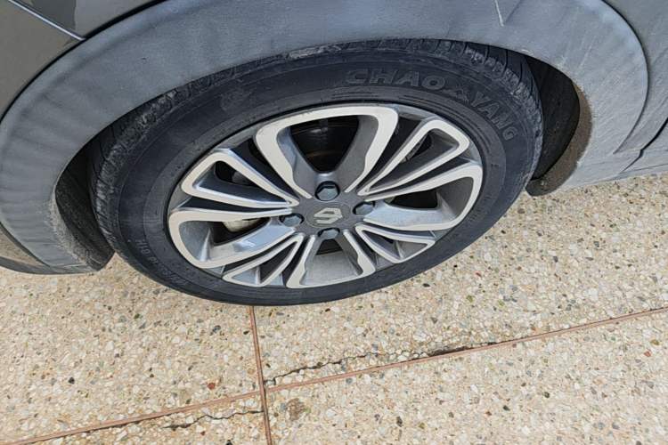 Used Leapmotor T03 2020 400 Lite Edition Left Front Wheel Hub