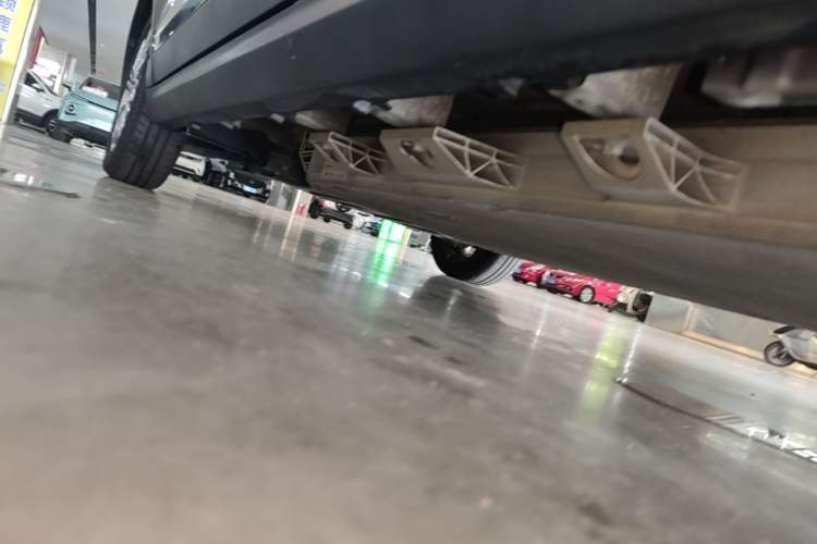 Used Leapmotor T03 2020 400 Lite Edition Left Side Sill