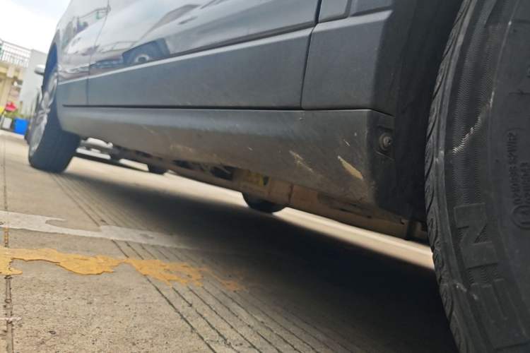 Used Leapmotor T03 2020 400 Standard Edition Right Side Sill