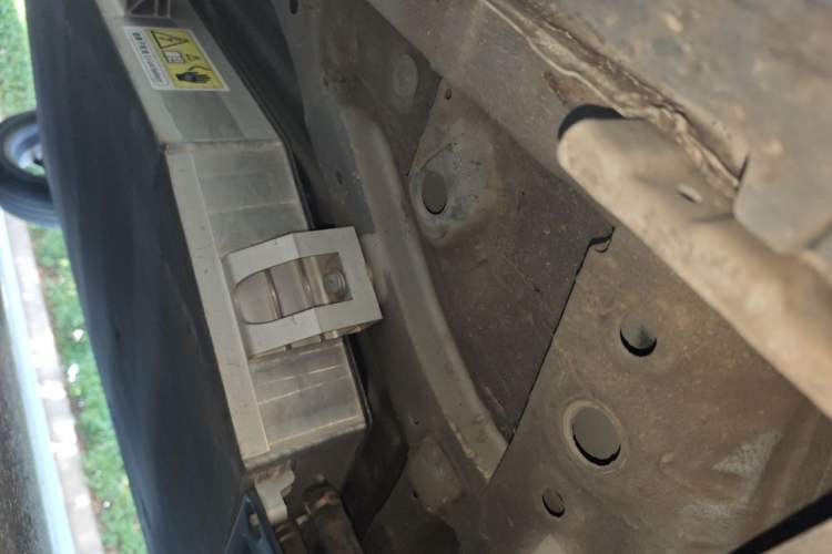 Used Leapmotor T03 2020 400 Lite Edition Chassis Front Right