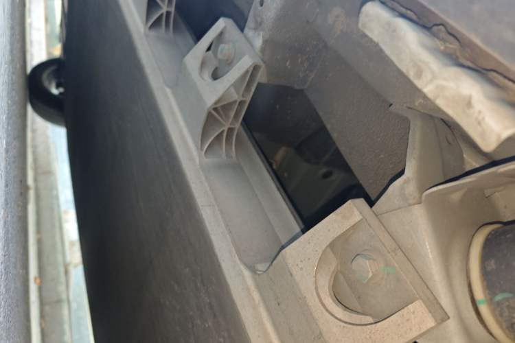 Used Leapmotor T03 2020 400 Lite Edition Chassis Rear Left