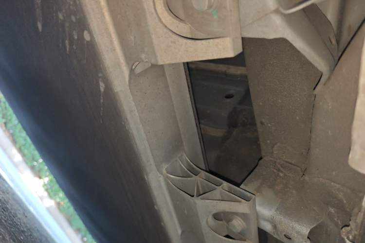 Used Leapmotor T03 2020 400 Lite Edition Chassis Rear Right