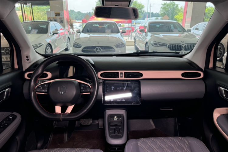 Used Leapmotor T03 2020 400 Luxury Edition Interior 11