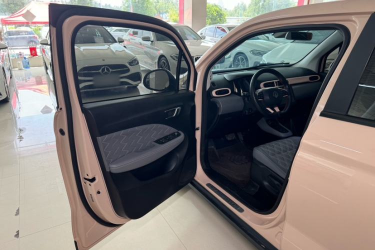Used Leapmotor T03 2020 400 Luxury Edition Interior 12
